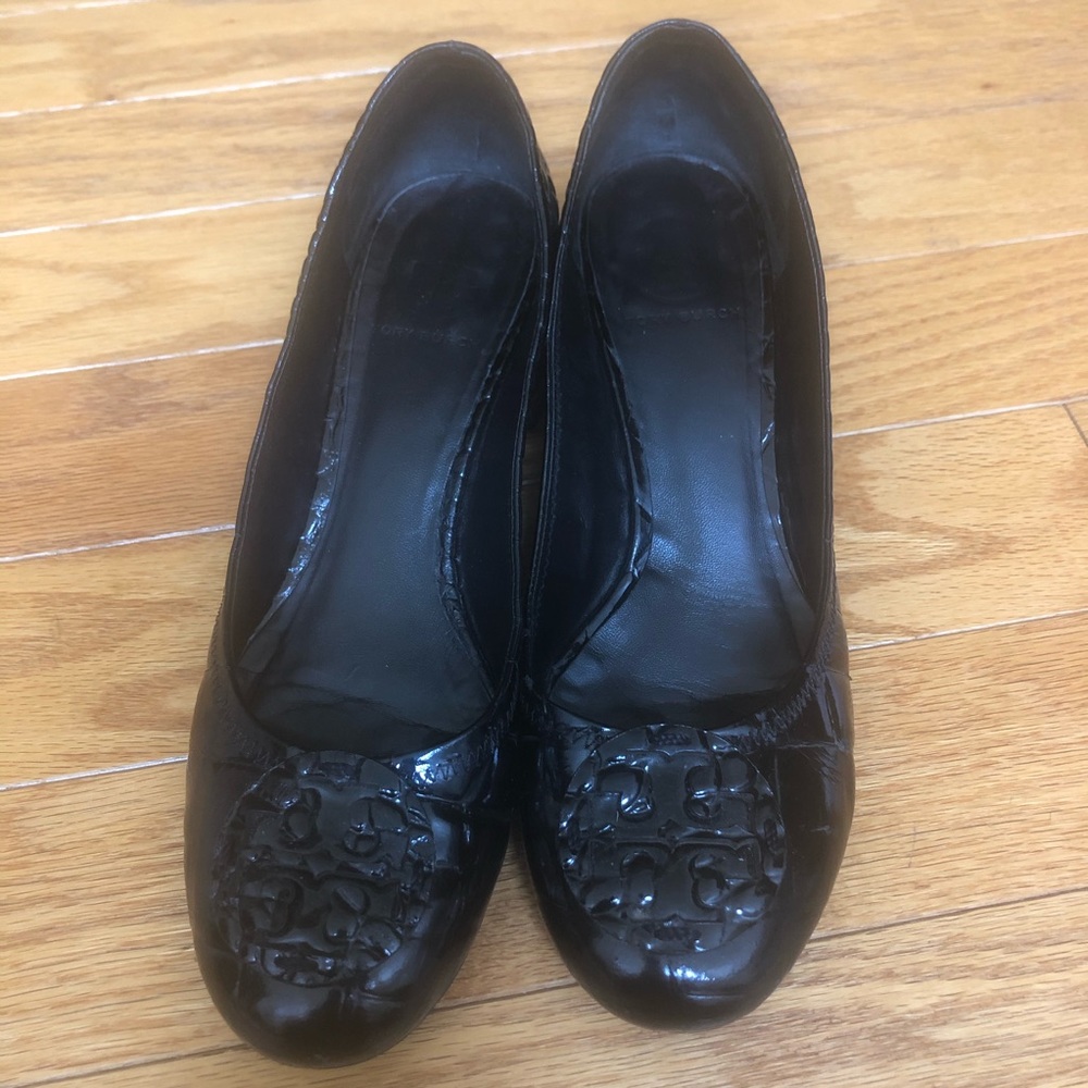 Tory Burch patent leather heels FIT LIKE A 9-9.5